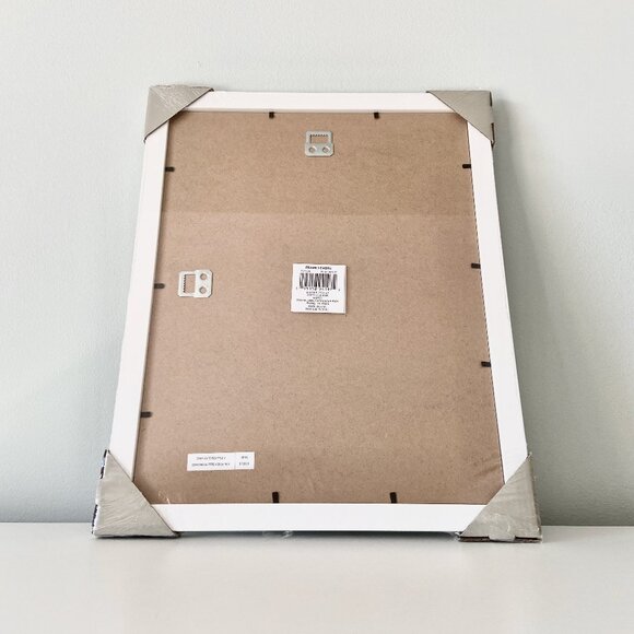 NWT STUDIO DECOR White 11”x 14” Picture Frames with Wood Grain Detail - Lot of 3 - Picture 6 of 6